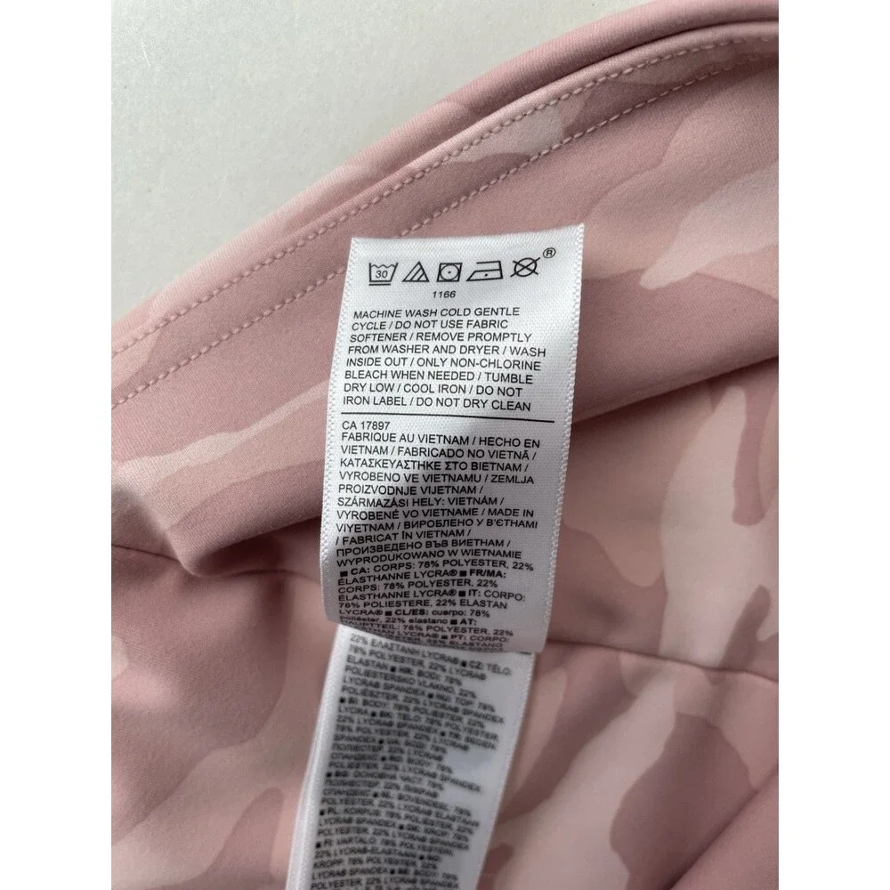 Athleta Elation Camo 7/8 Tight Size 3X Camo Lux Pink Yoga Pilates Walking - Picture 6 of 6
